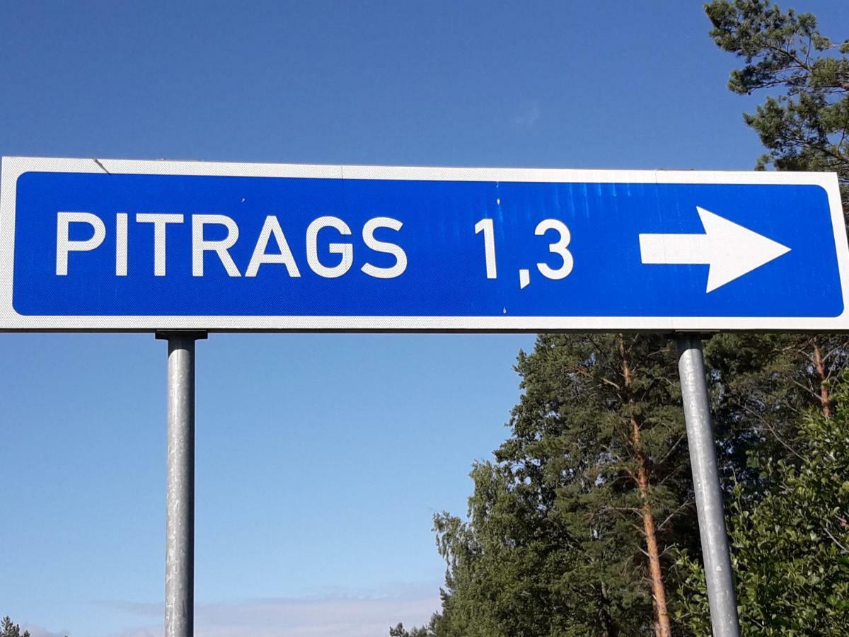 Pie Andra Pitraga Hotel Pitrags Kültér fotó